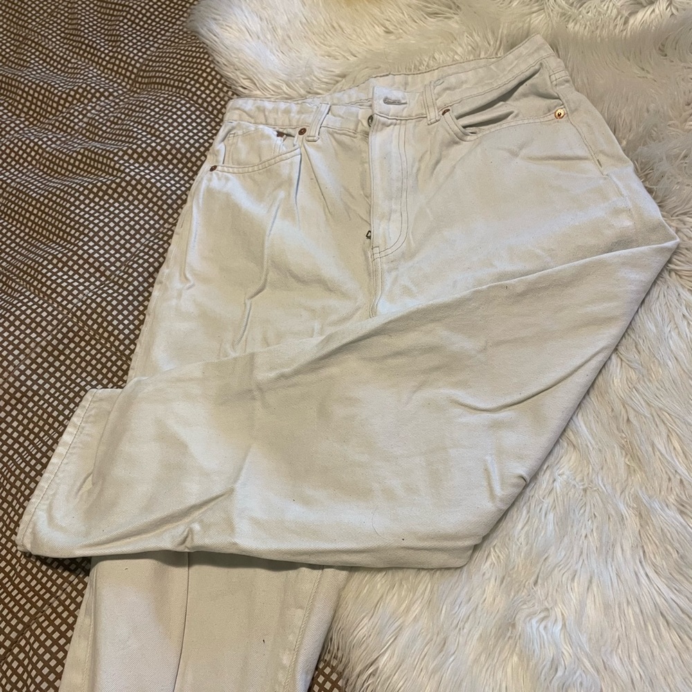 H&M white mom jeans